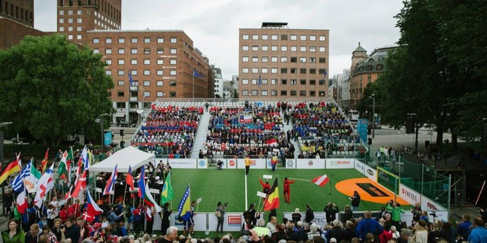 Would you like to volunteer during the Homeless World Cup in Oslo?
