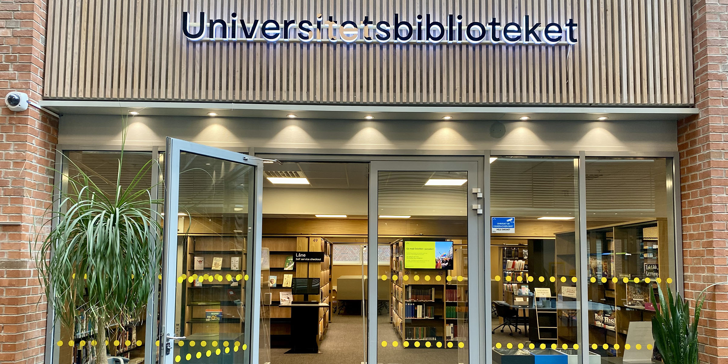 Inngangspartiet til Biblioteket P48.