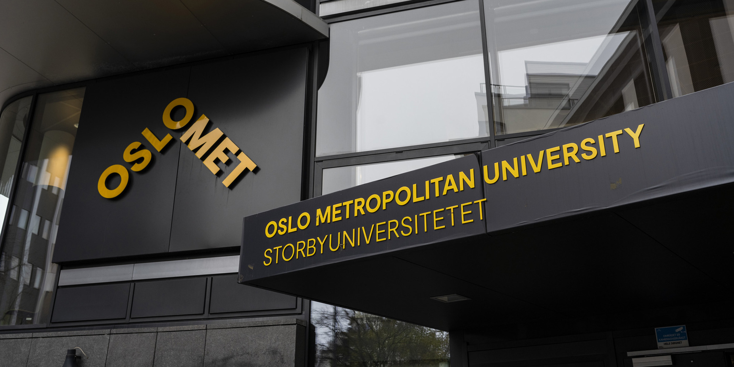 Bilde av fasade av bygg på studiested Pilestredet.