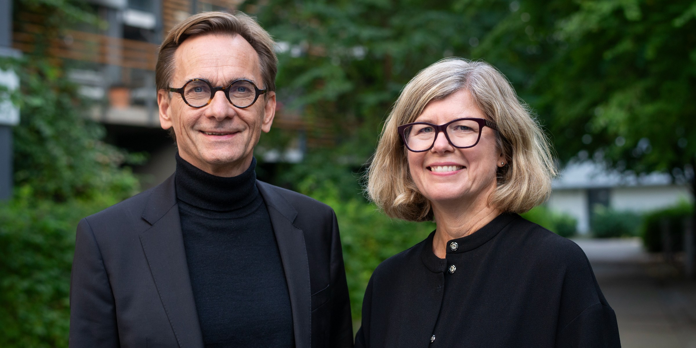 Foto av OsloMets rektor Christen Krogh og prorektor for FoU, Tanja Storsul.